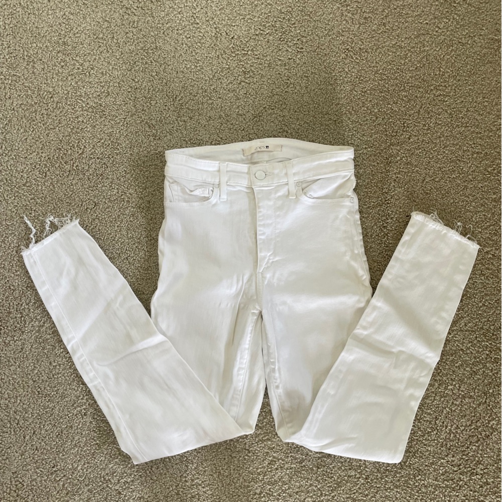 Joe's Jeans White "The Skinny" Ankle Raw Hem Jeans - 26